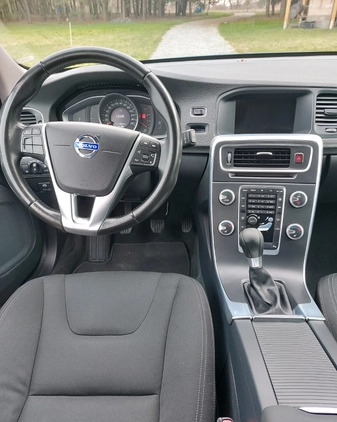 Volvo V60 cena 47800 przebieg: 181200, rok produkcji 2014 z Wysoka małe 277